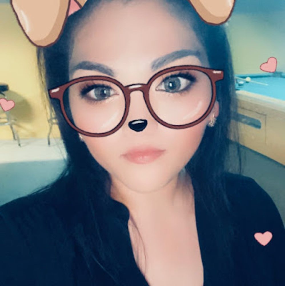Meet your Posher, Yovannah
